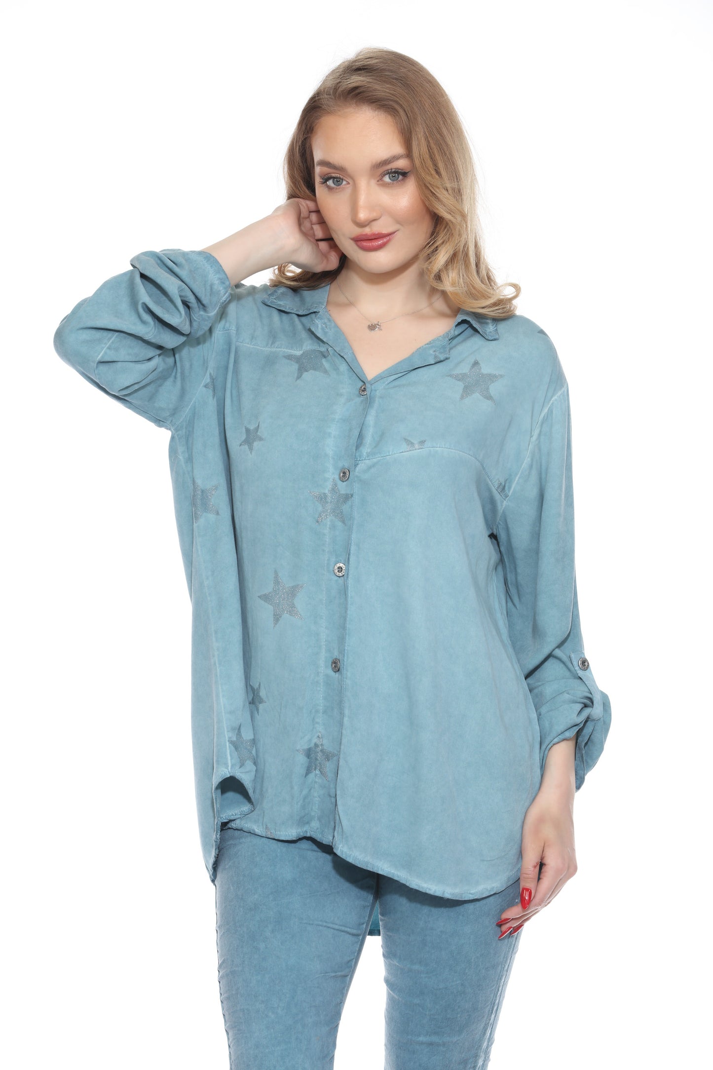 Lightweight Button-up Star Top