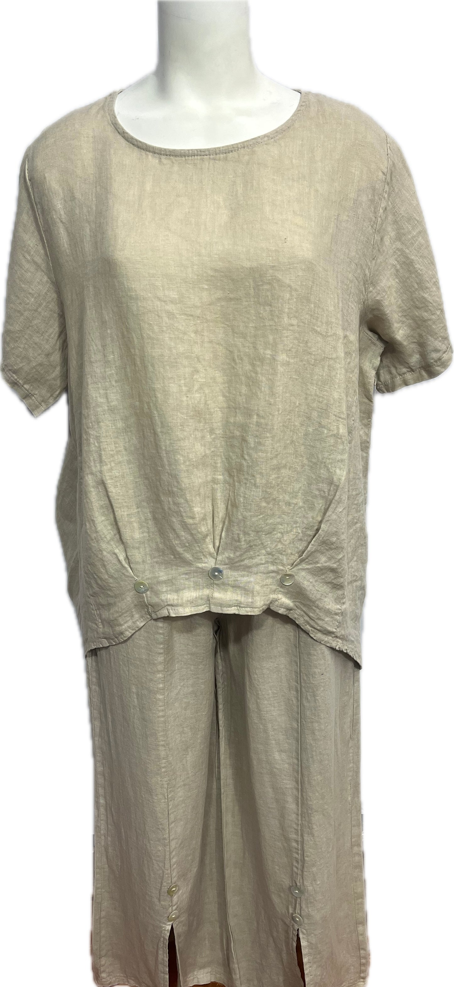 Linen High Low Button Top