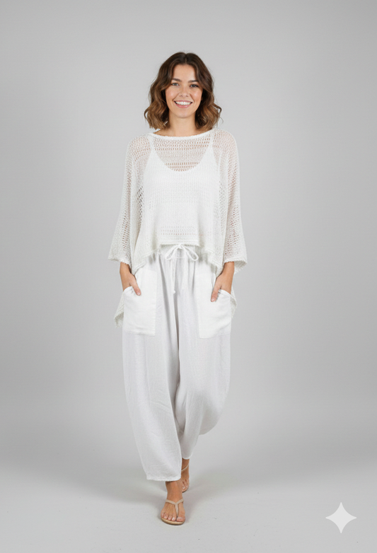 Linen Fringe-neck Top