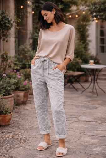 Abstract Botanical Print Stretch Pants