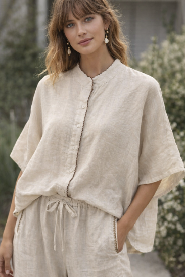 Scallop Trim Top