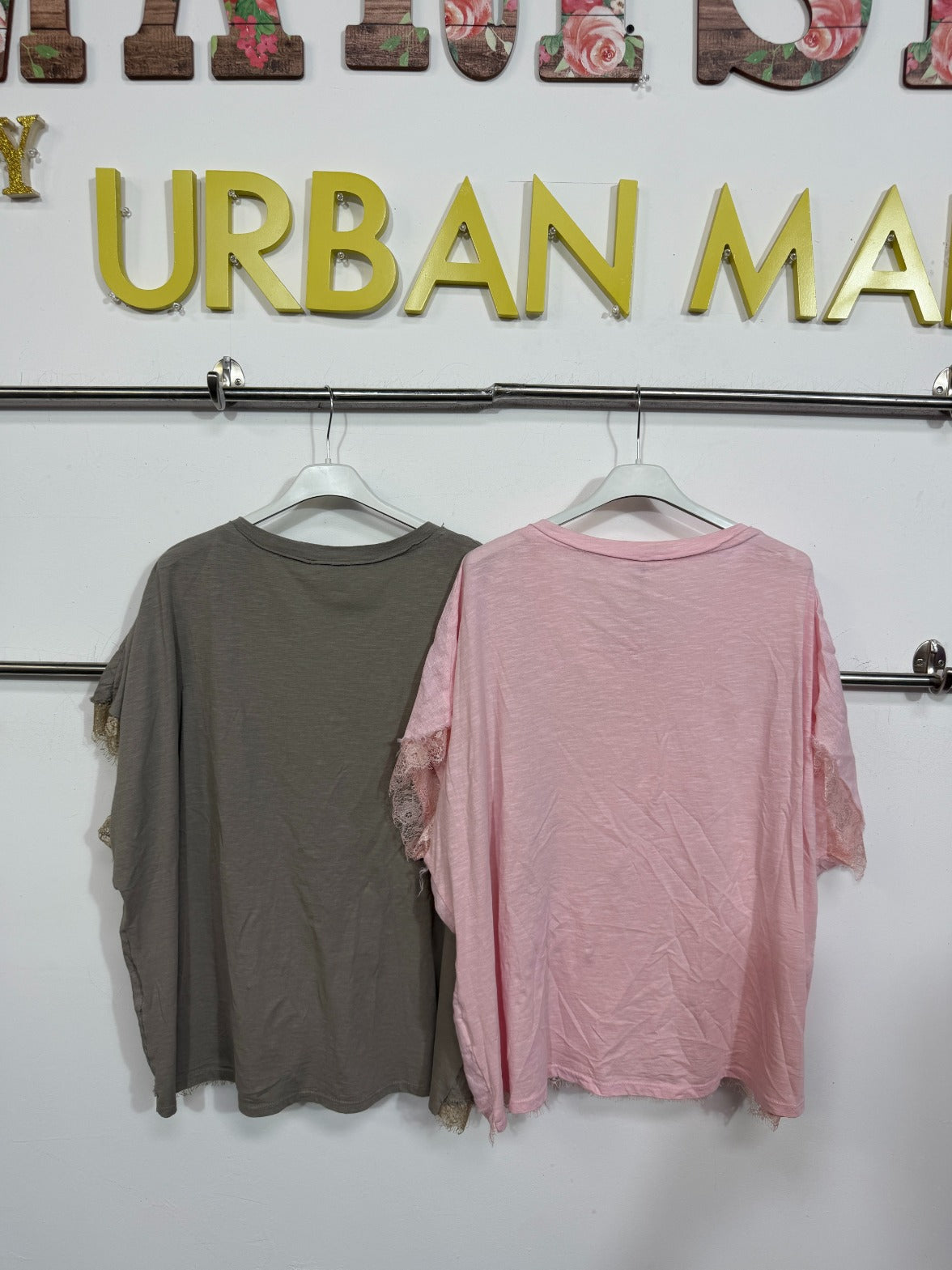 "5 Parfum" Lace Trim Tee