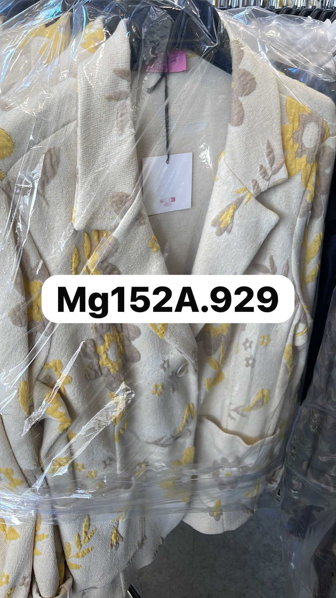 Floral Textured Blazer