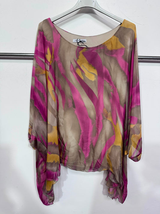 8183 Abstract Drape Top