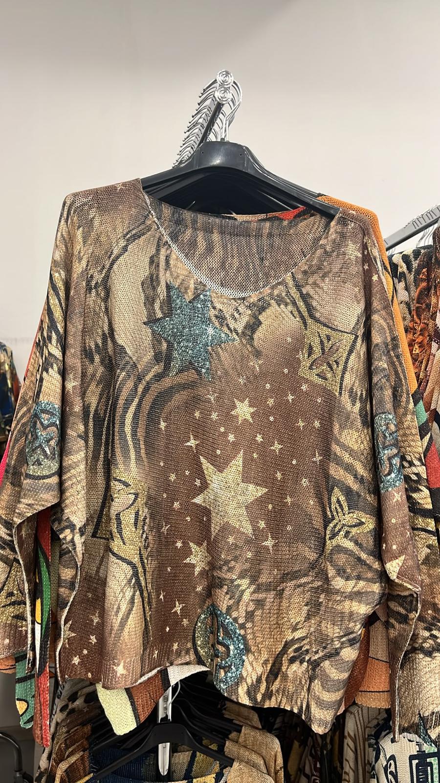 9098 Star Print Mesh Top